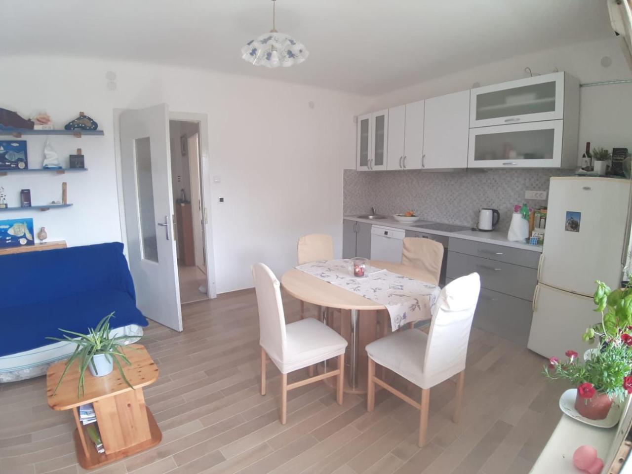 Nina, Apartment In City Centre Split Eksteriør bilde